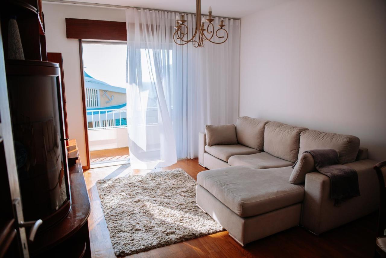 Apartamento T3 Vista Mar - Anzol فيلا دو كوندي المظهر الخارجي الصورة